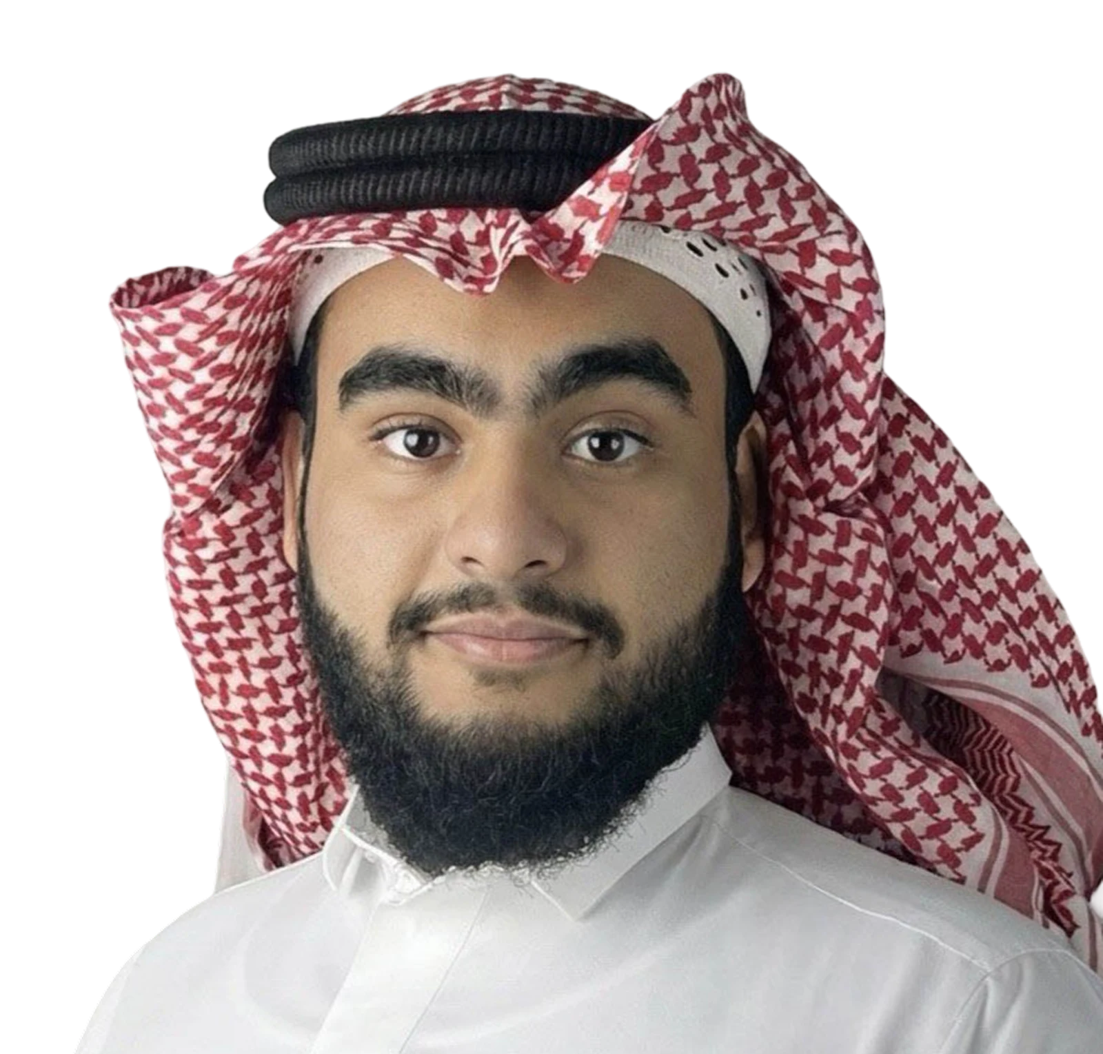 Portrait of Sultan Alfaifi wearing traditional Saudi attire